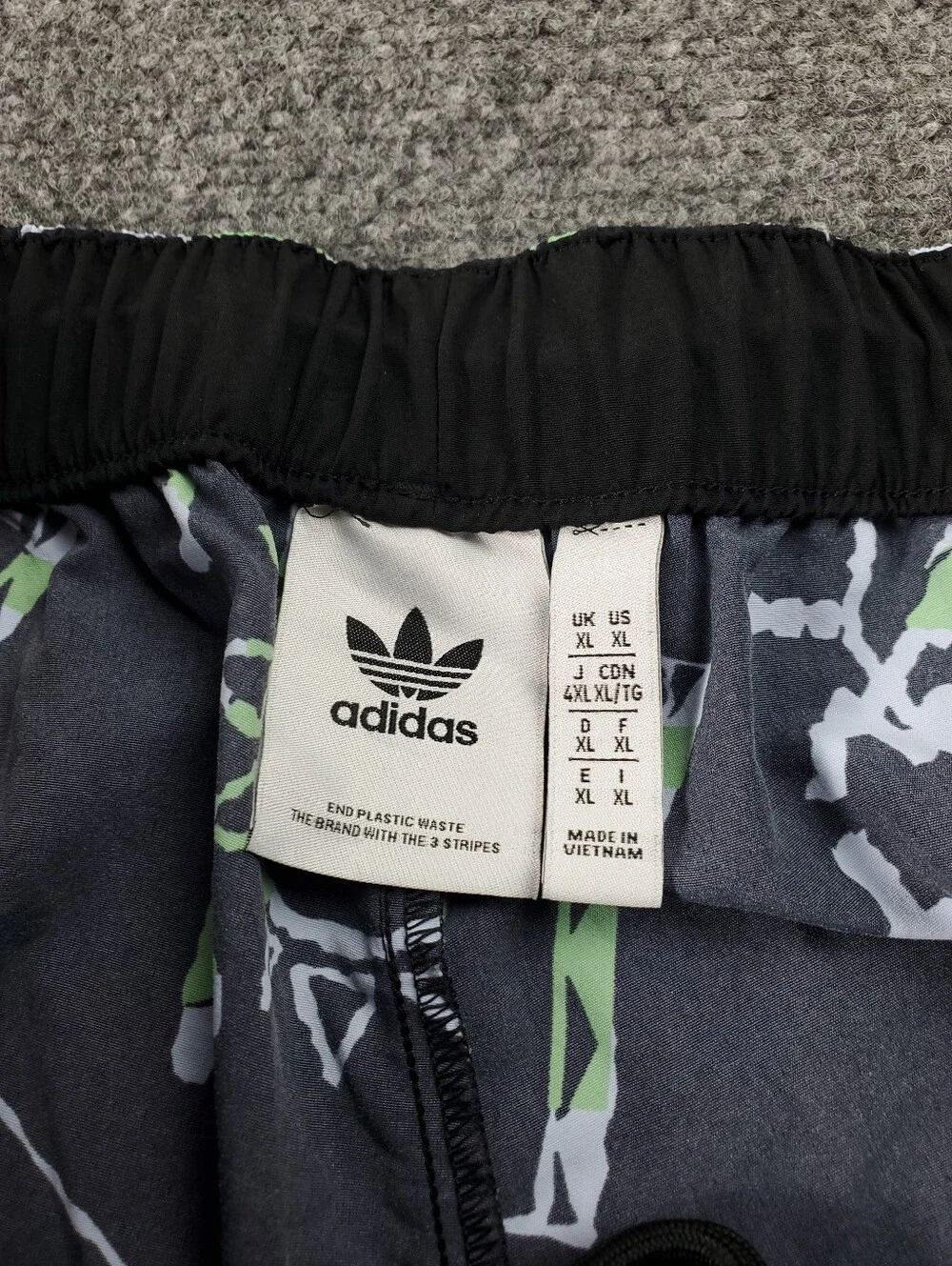 Adidas Originals Adventure All Over Print Cargo Pants XL Black Green Compass